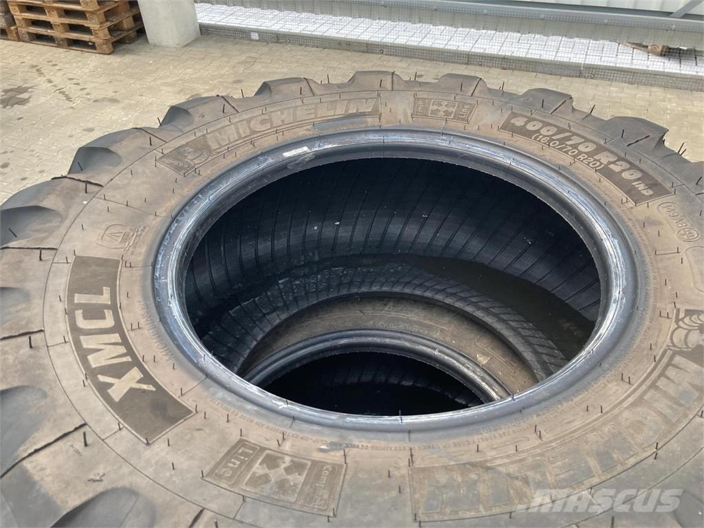 Michelin 400/70R20 Renkaat ja vanteet