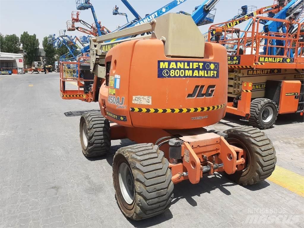 JLG 450AJ Kuukulkijat