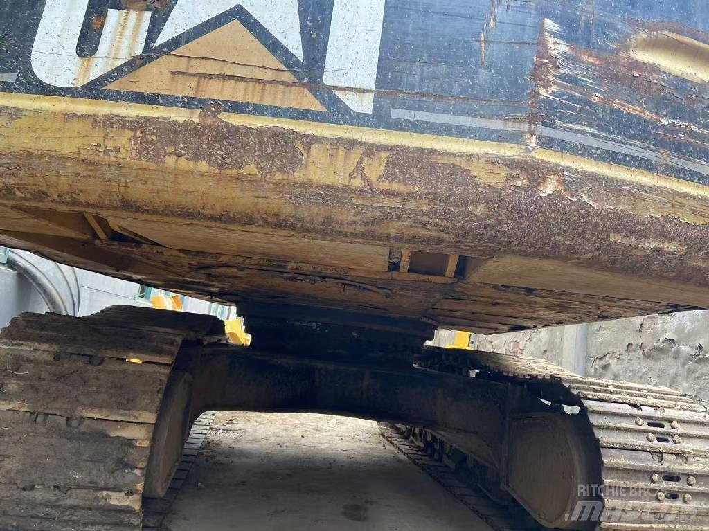 CAT 330 B L Telakaivukoneet