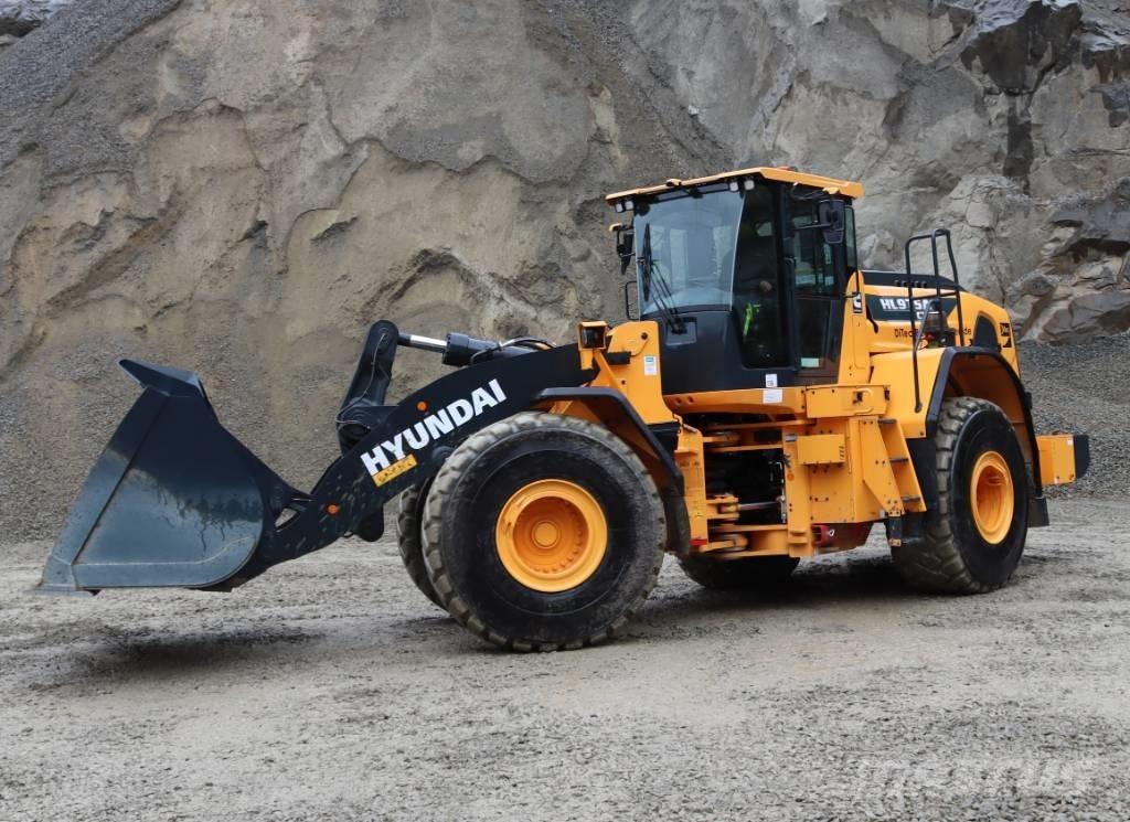 Hyundai HL 975 ACVT Pyöräkuormaajat
