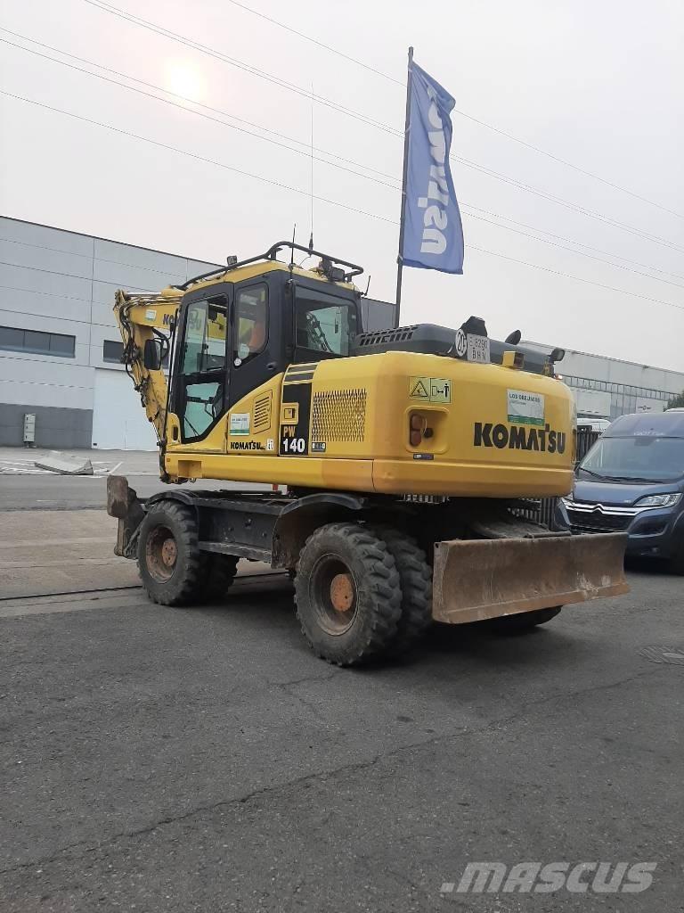 Komatsu PW 140-7 Pyöräkaivukoneet