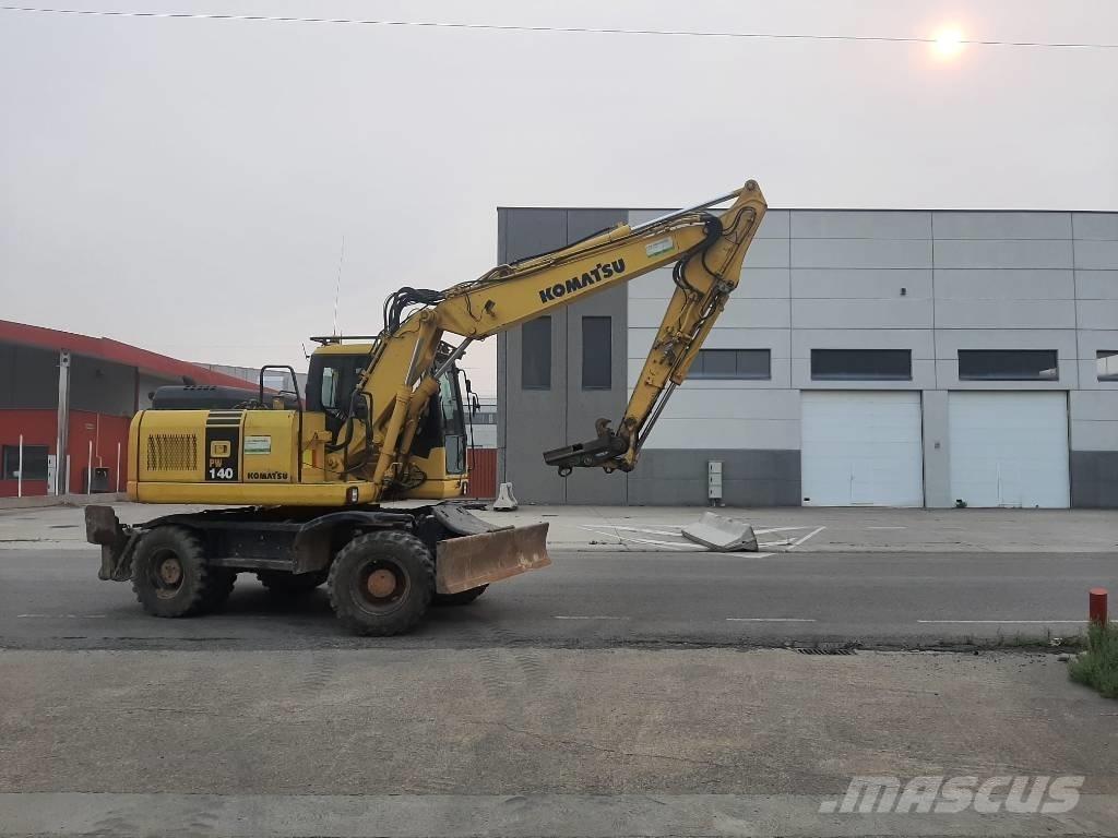 Komatsu PW 140-7 Pyöräkaivukoneet