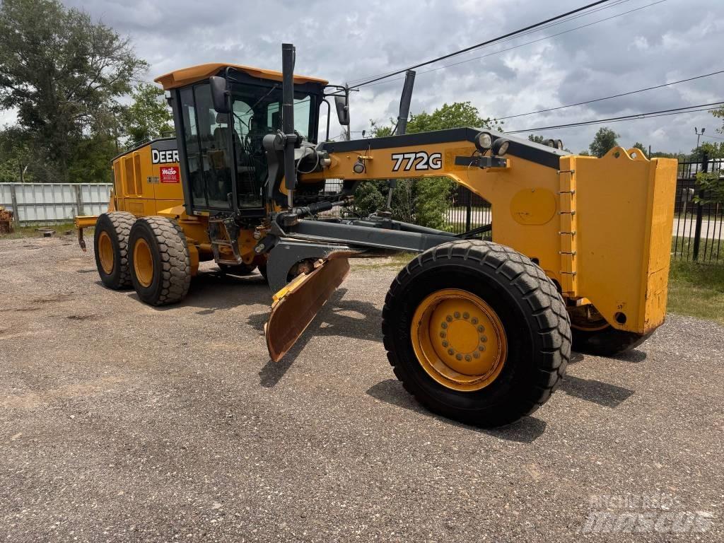 DEERE 772G Tiehöylät