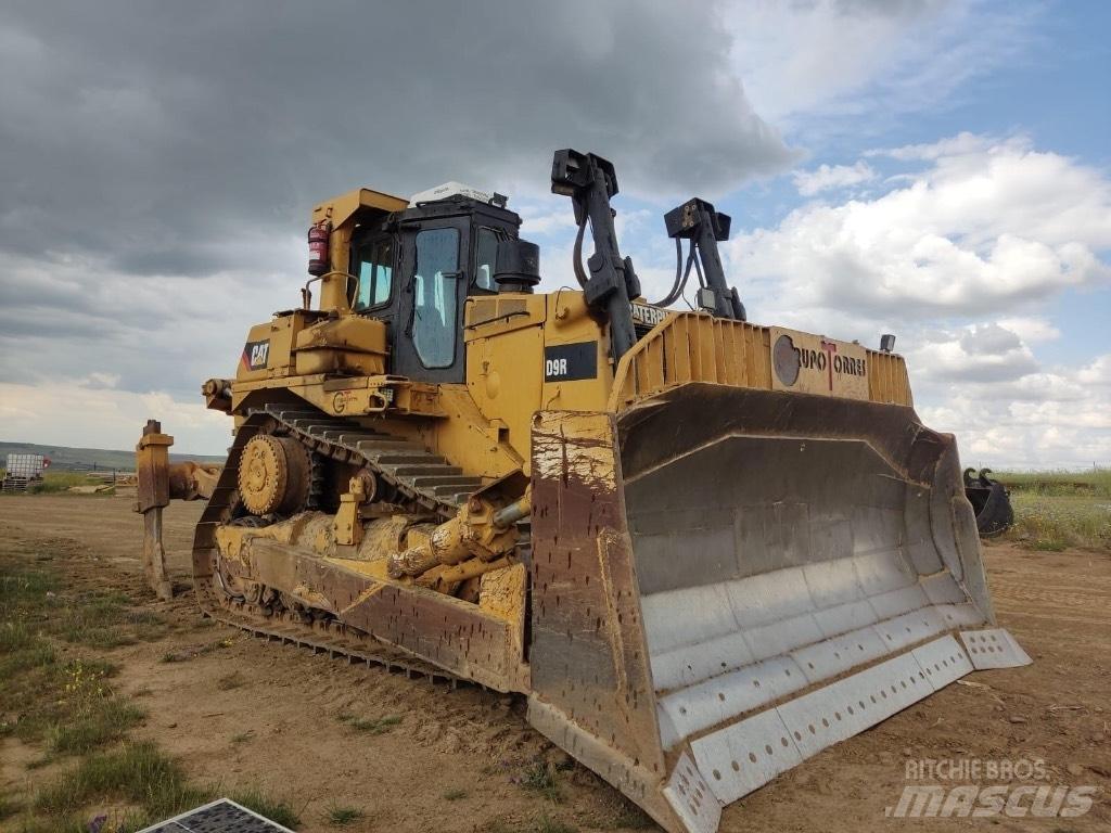 CAT D 9 R Telaketjupuskutraktorit