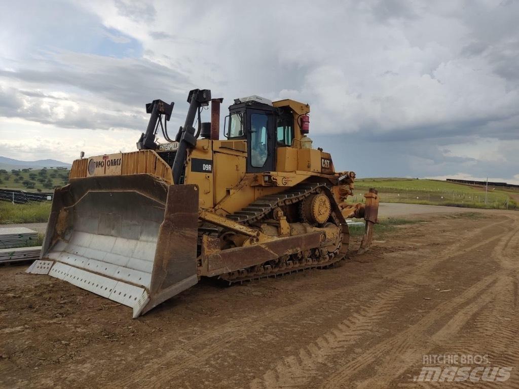 CAT D 9 R Telaketjupuskutraktorit