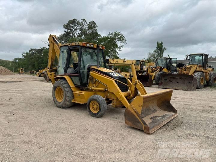 CAT 420 D Kaivurikuormaajat