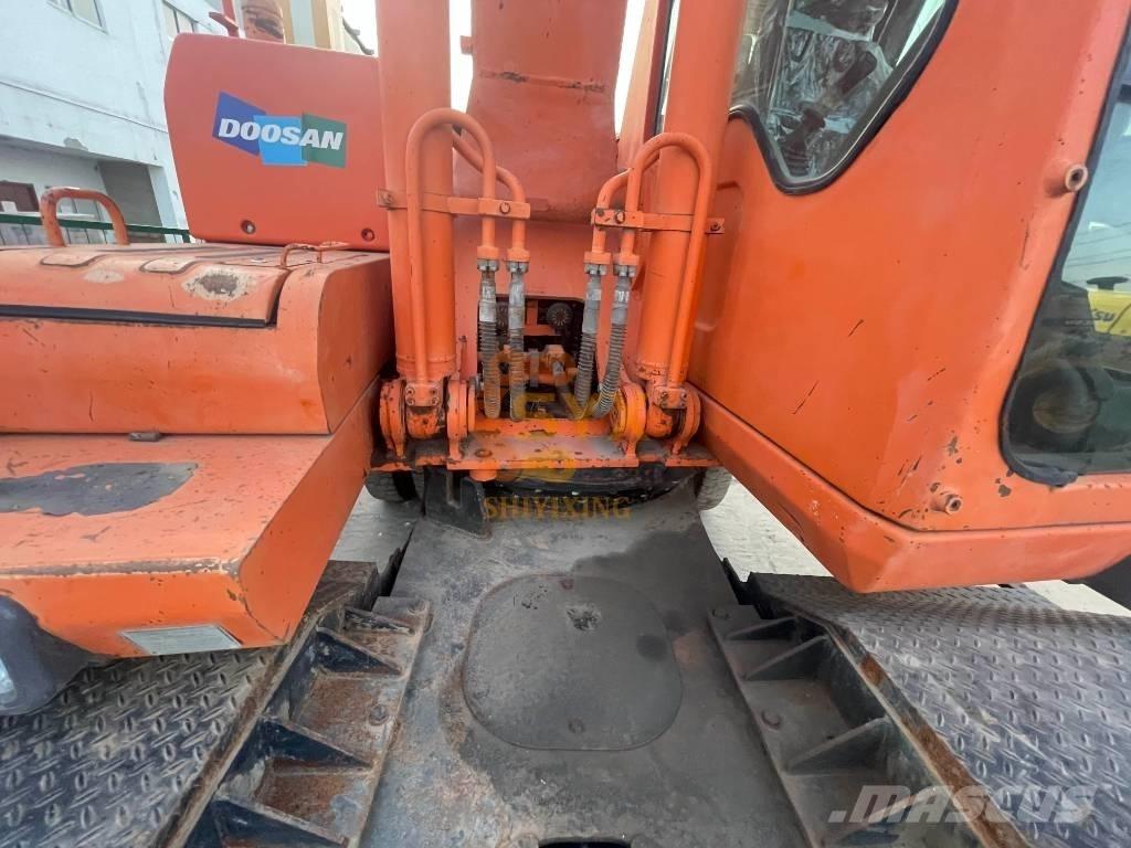 Doosan DH210W-7 Pyöräkaivukoneet