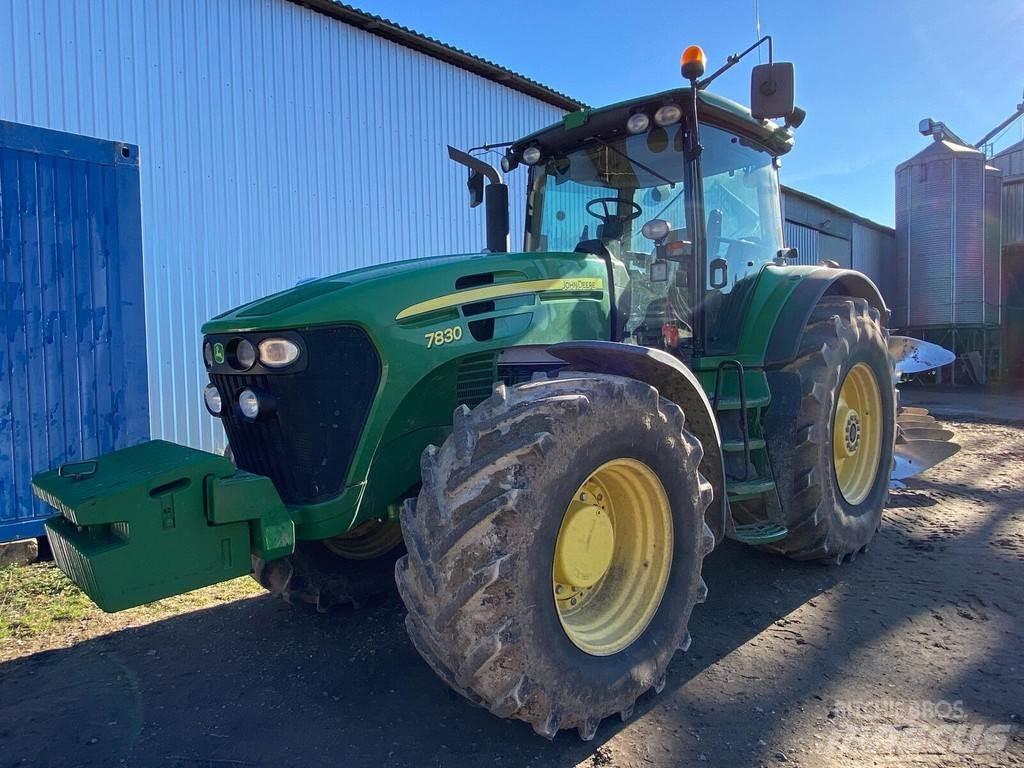 John Deere 7830 Traktorit