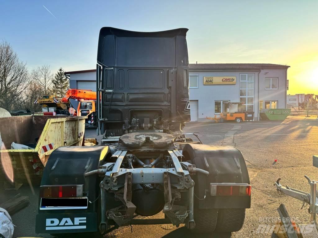 DAF XF 95.430 Vetopöytäautot