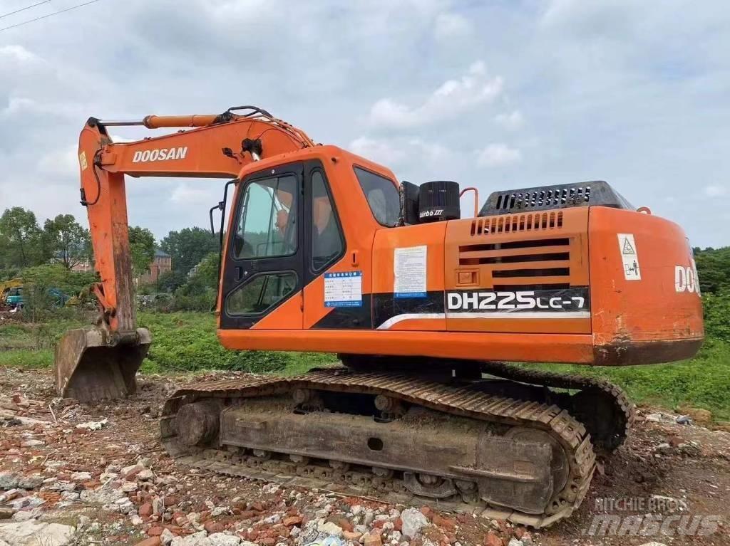 Doosan DH 225 LC-7 Telakaivukoneet