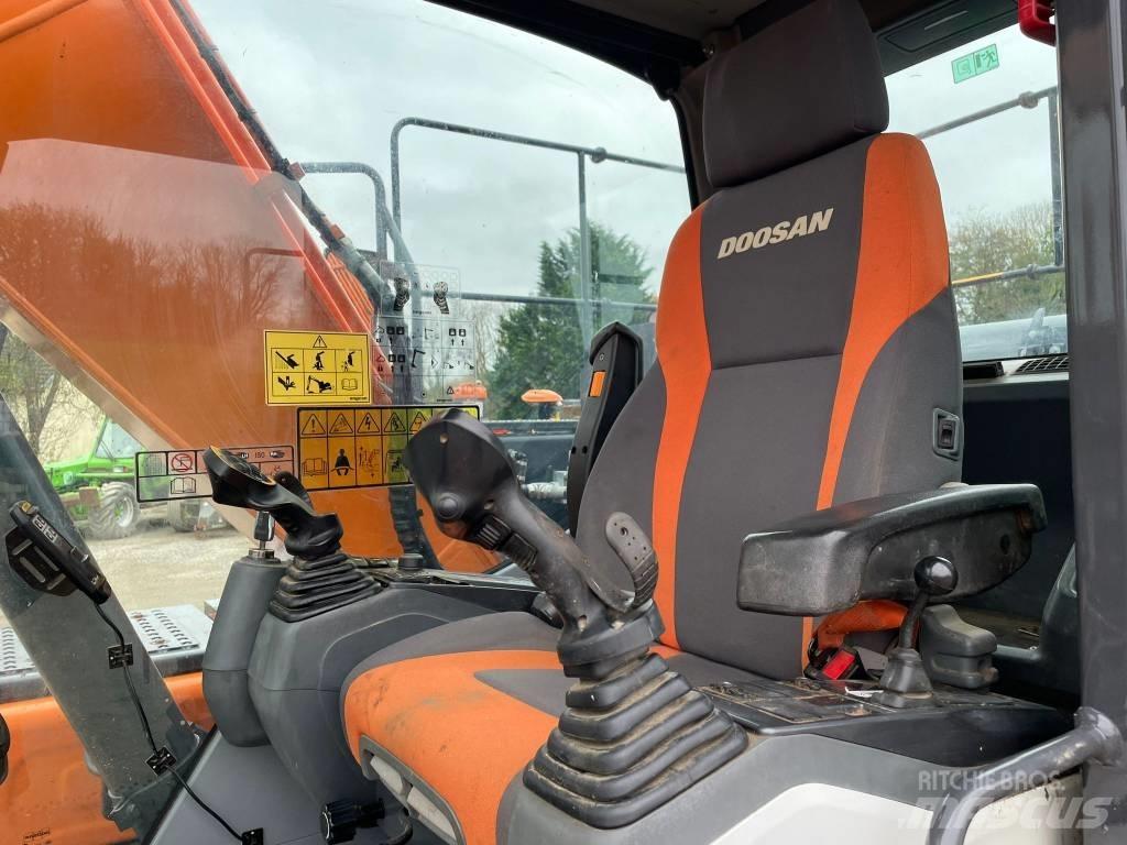 Doosan DX140LC-5 Telakaivukoneet