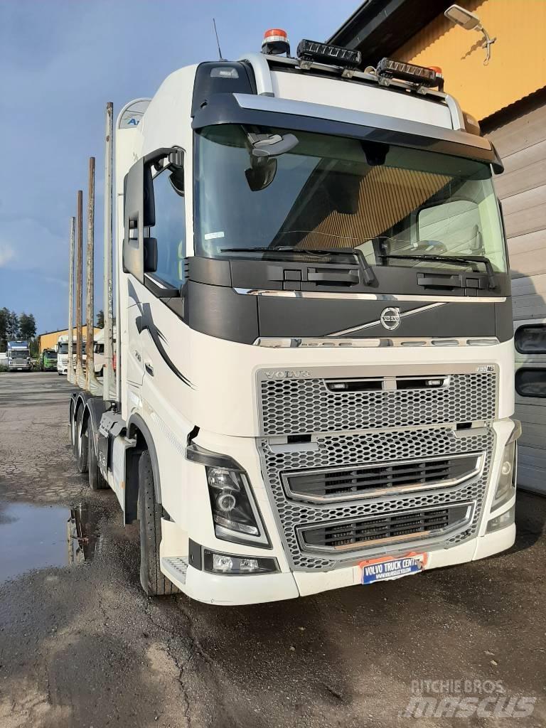 Volvo FH 16 Puuautot