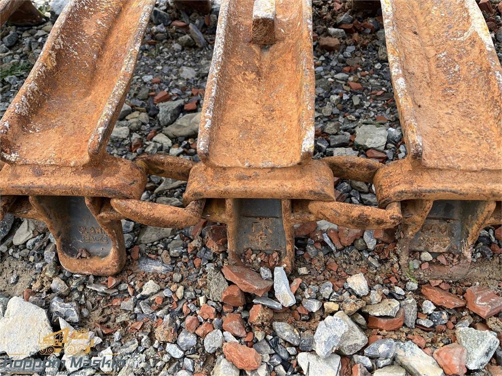 Clark ATF 600x26,5 Ketjut, telat ja alustat