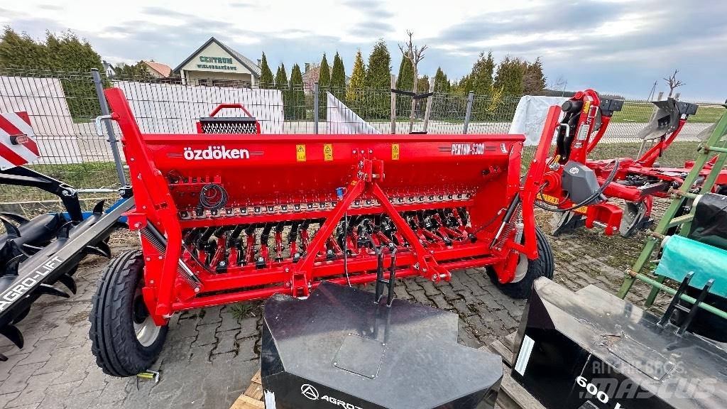 Özdöken Pertum S 300 Kylvökoneet