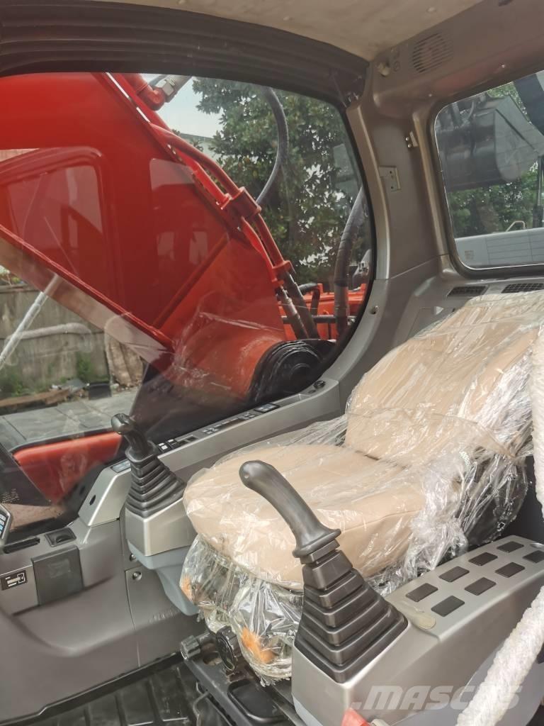 Doosan DX 300 LC Telakaivukoneet