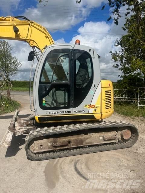 New Holland E 70 SR Midikaivukoneet 7t - 12t
