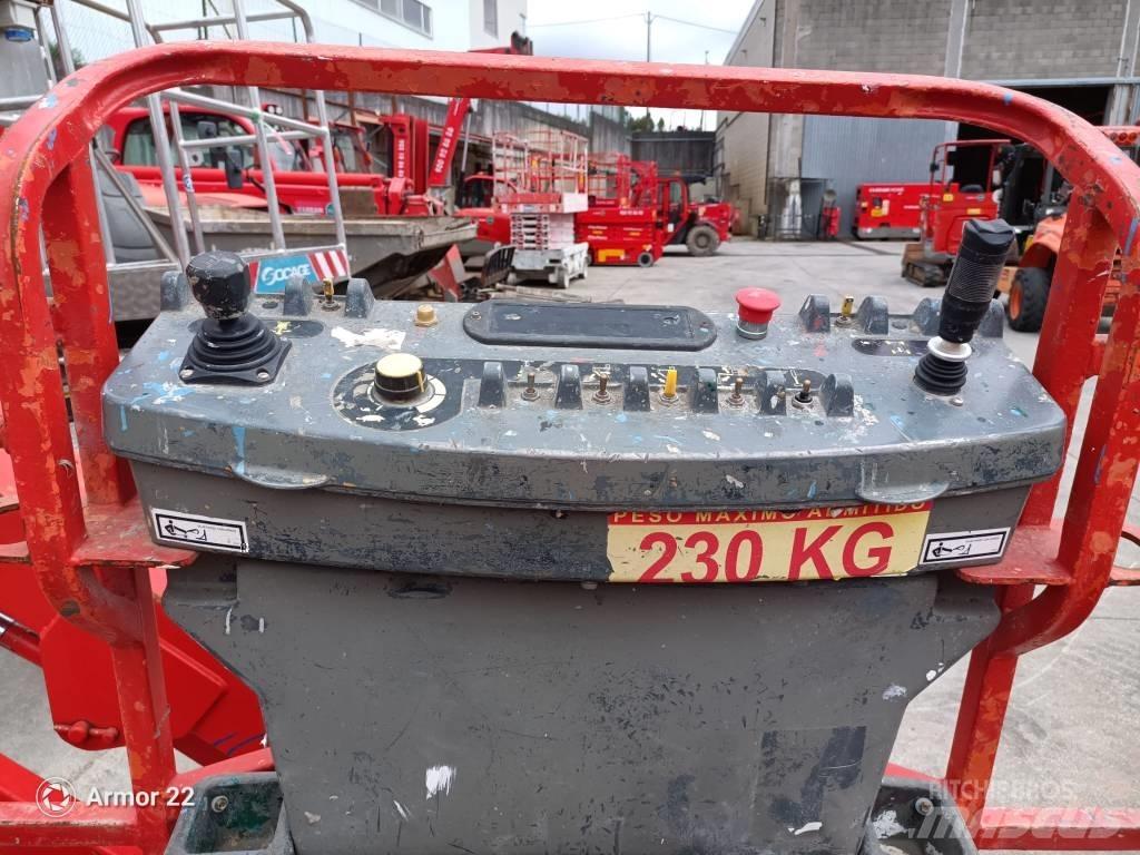 JLG 600 AJ Kuukulkijat