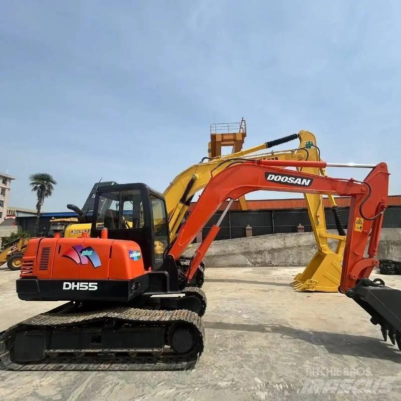 Doosan DH 55 Minikaivukoneet < 7t