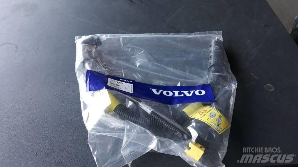 Volvo HOSE 22330354 Muut