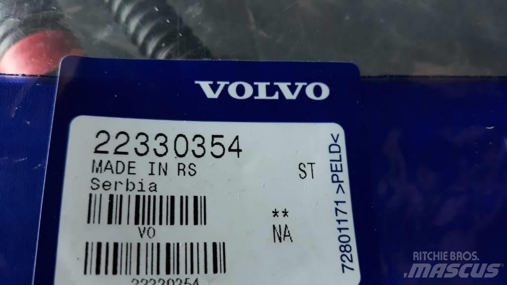 Volvo HOSE 22330354 Muut