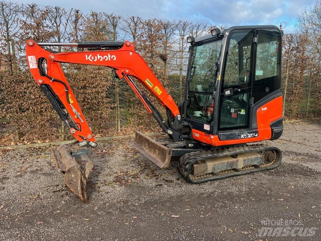 Kubota KX027-4 Minikaivukoneet < 7t