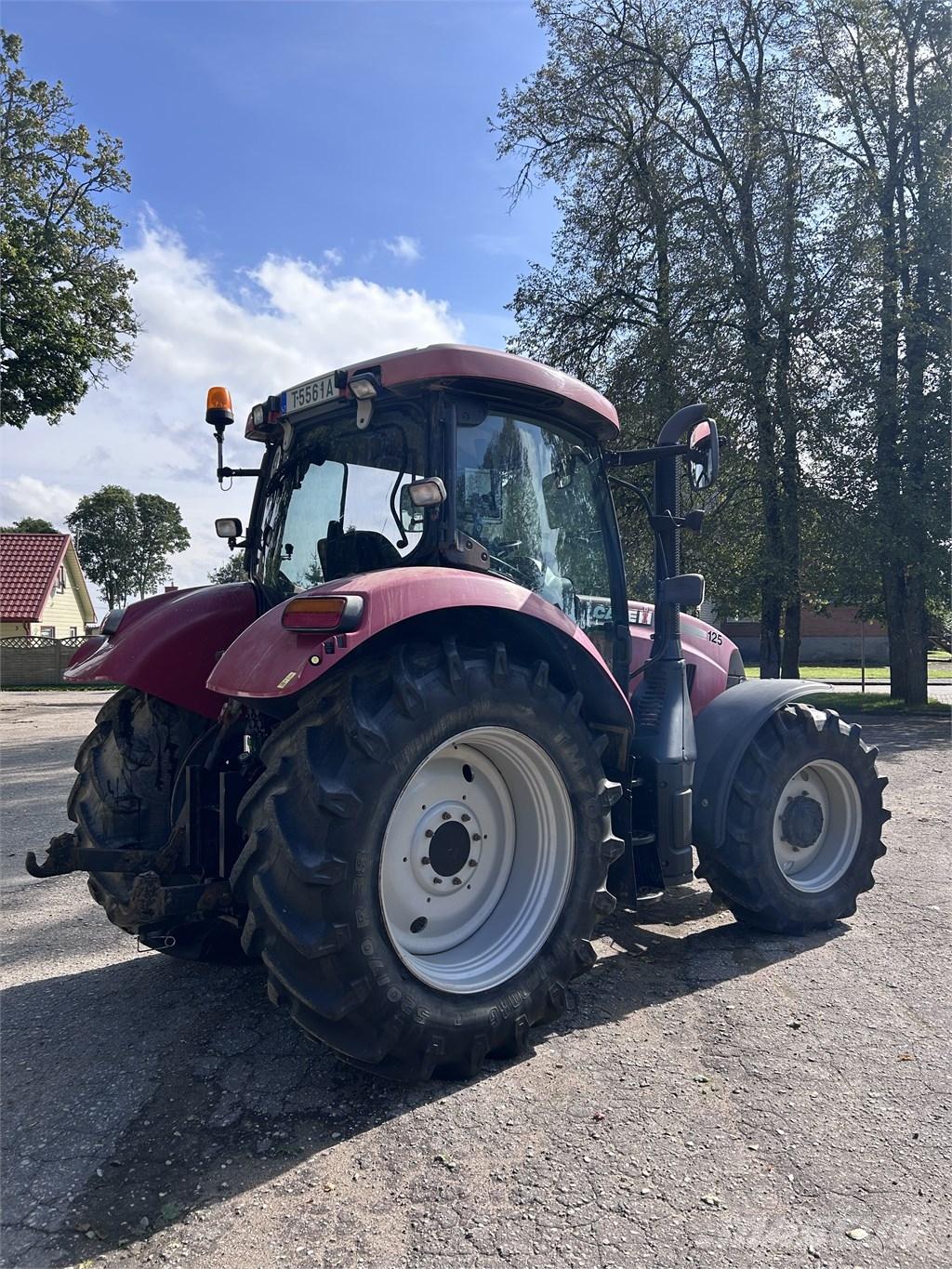 CASE Maxxum 125 Traktorit