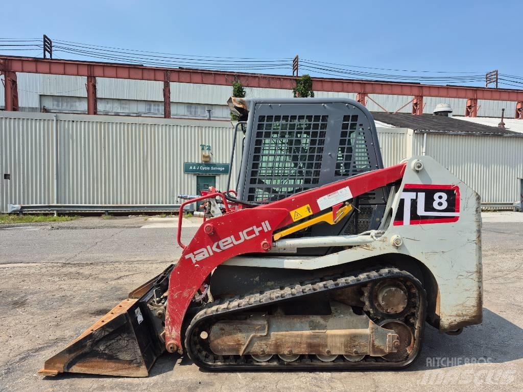 Takeuchi TL 8 Liukuohjatut kuormaajat