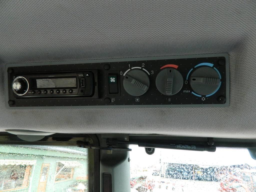 Valtra T 140 Traktorit