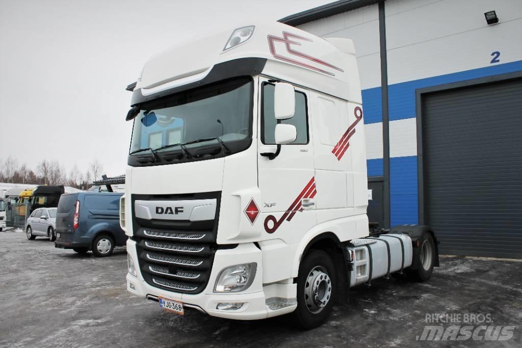 DAF XF 450 Vetopöytäautot