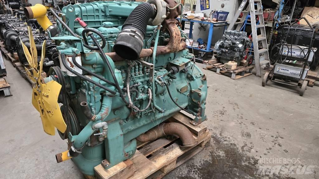 Volvo TWD1030M Moottorit