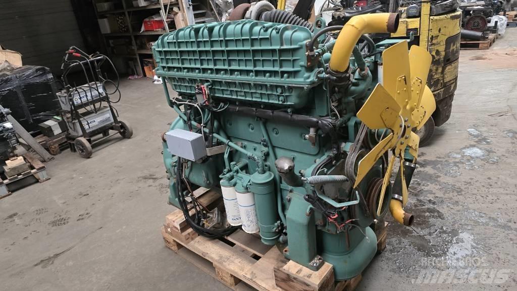 Volvo TWD1030M Moottorit