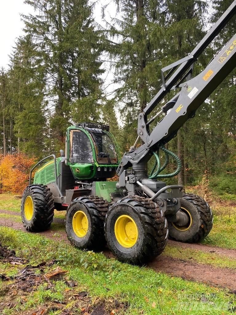 John Deere 1470 G Harvesterit