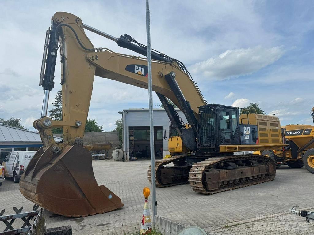 CAT 390 F L ME Telakaivukoneet