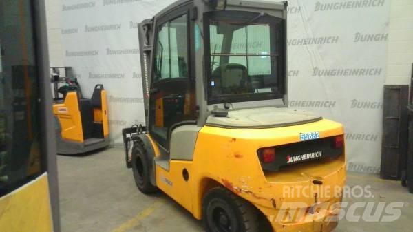 Jungheinrich DFG 430 Dieseltrukit