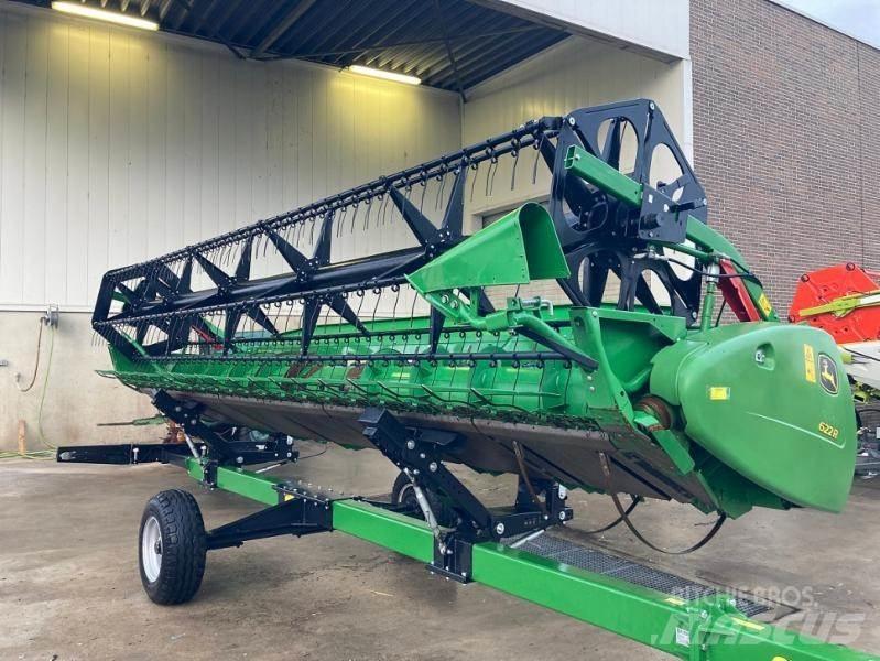 John Deere T 550 i Leikkuupuimurit