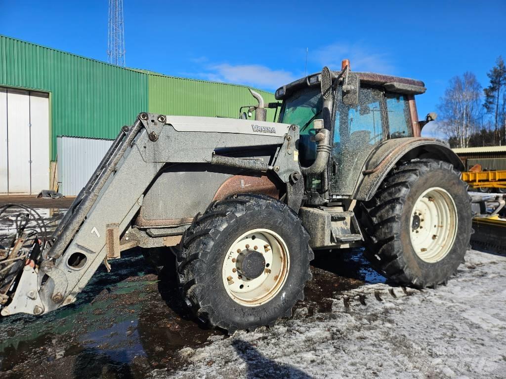 Valtra T171 Traktorit