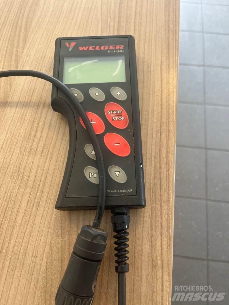 Welger D 6060 Kanttipaalaimet