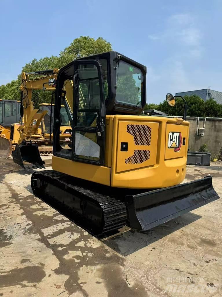 CAT 306 Minikaivukoneet < 7t