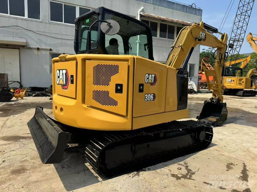 CAT 306 Minikaivukoneet < 7t