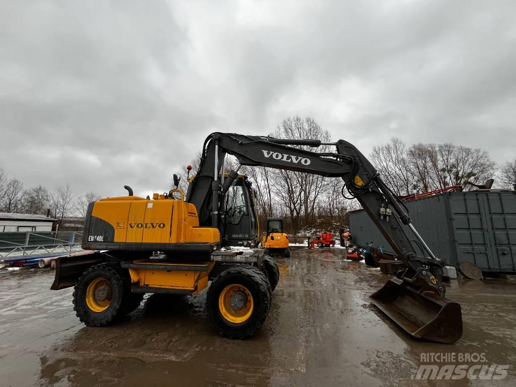 Volvo EW 140 C Pyöräkaivukoneet