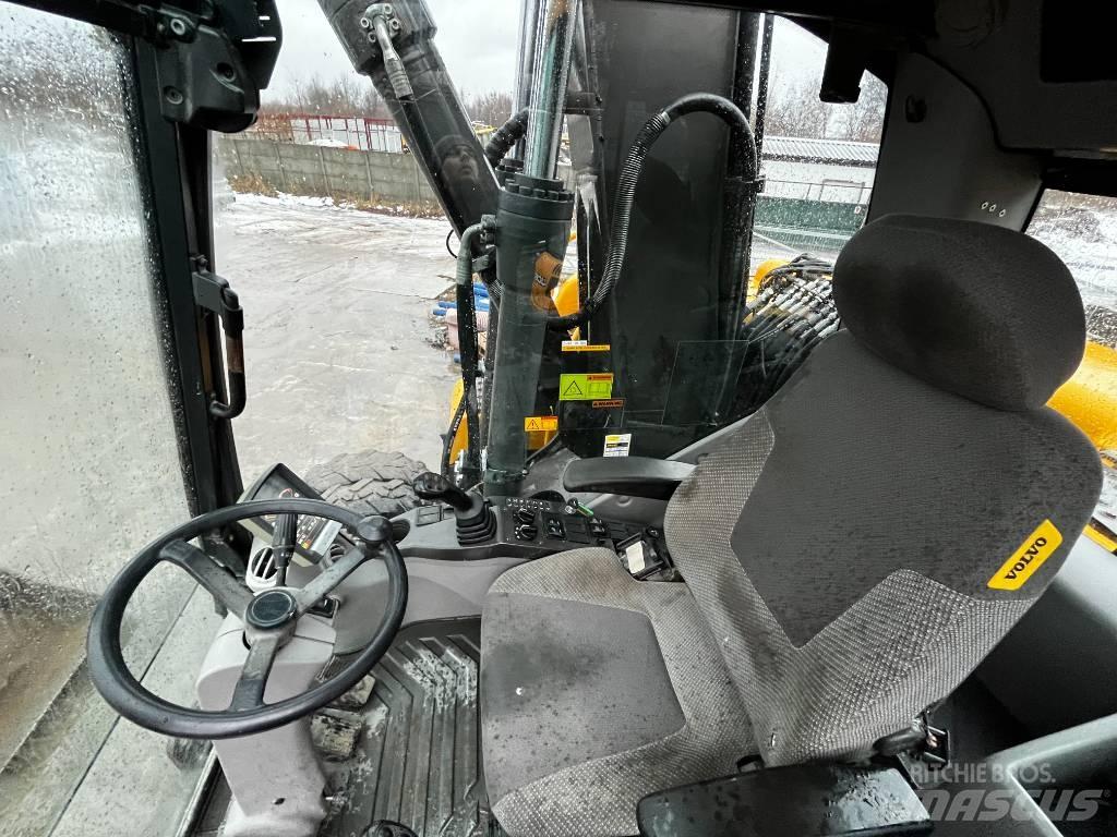 Volvo EW 140 C Pyöräkaivukoneet