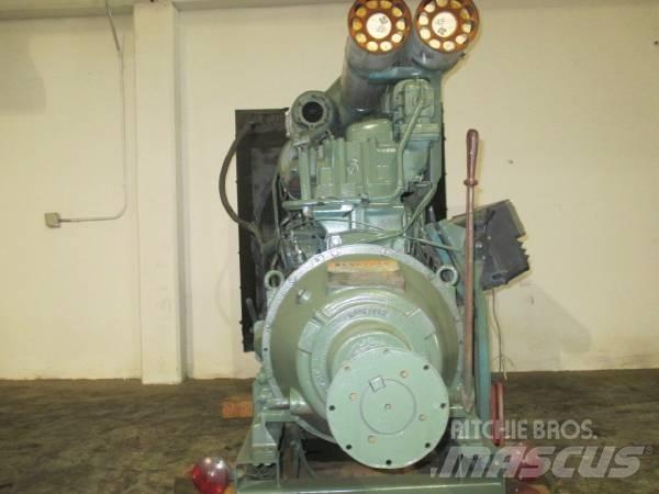 Volvo TID121LP Moottorit