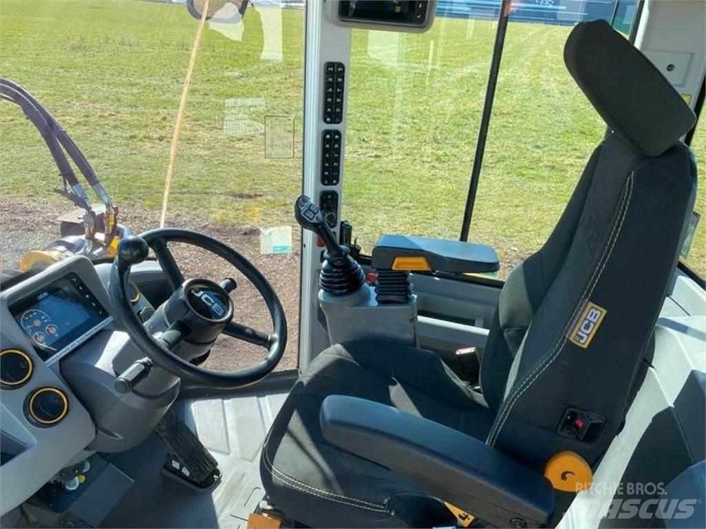 JCB 437 HT Pyöräkuormaajat