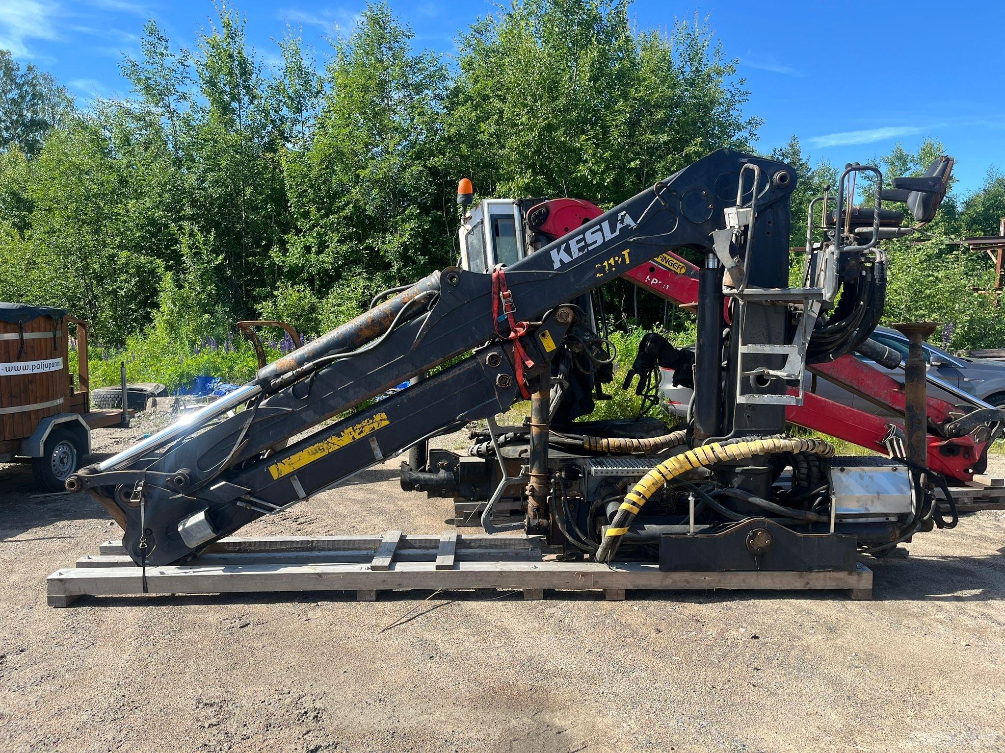 Kesla 2112 T Puutavaranosturit