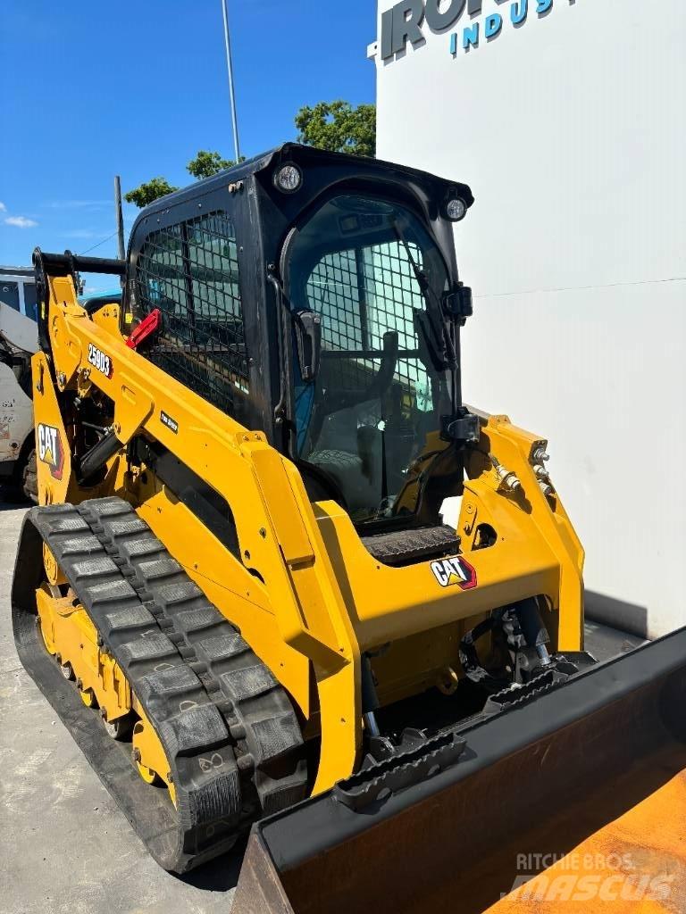 CAT 259D3 Liukuohjatut kuormaajat