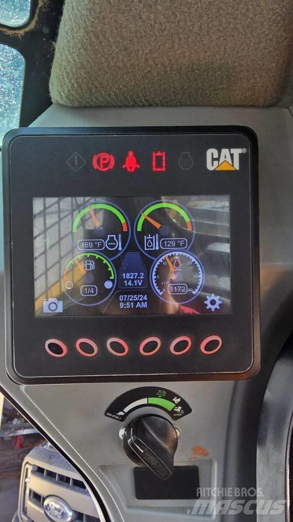 CAT 259D3 Liukuohjatut kuormaajat