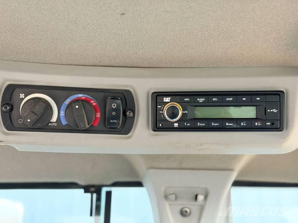 CAT 930M Pyöräkuormaajat