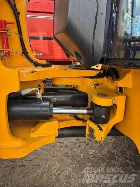 JCB 407 Pyöräkuormaajat