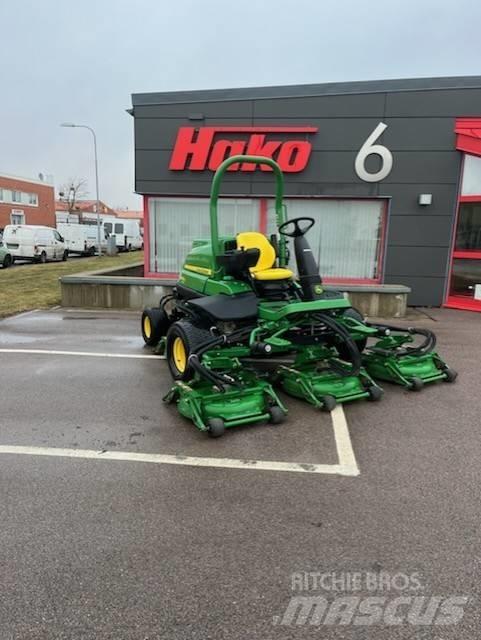 John Deere 9009 Reuna-alueiden ja karheikkojen leikkurit