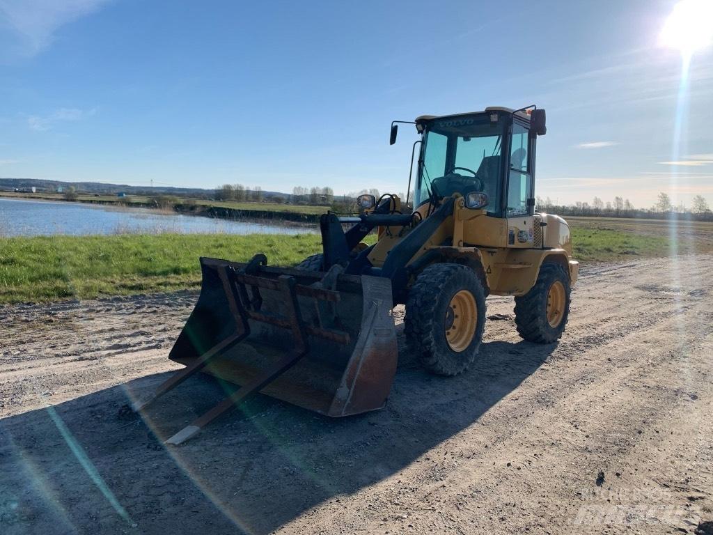 Volvo L 30 G Pyöräkuormaajat